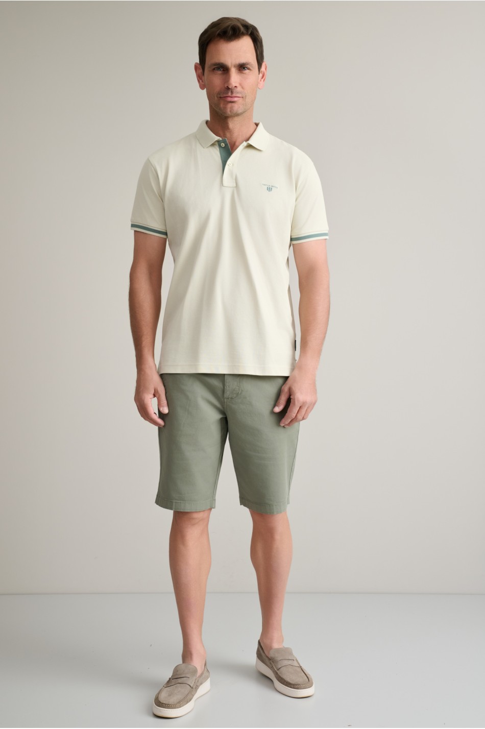 BERMUDA CHINOS