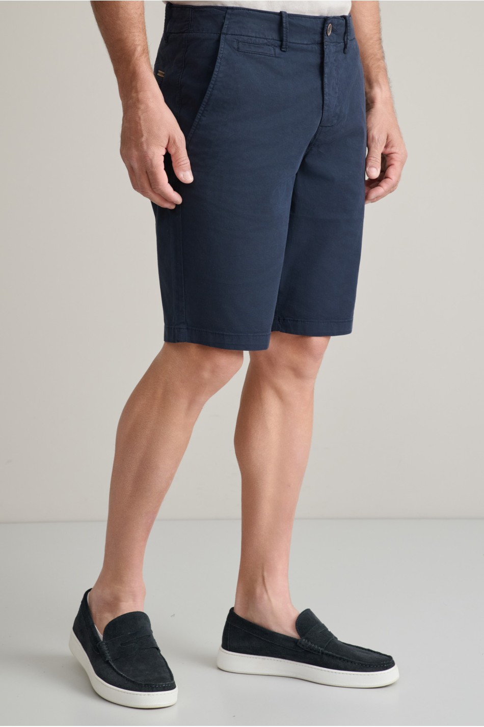 BERMUDA CHINOS
