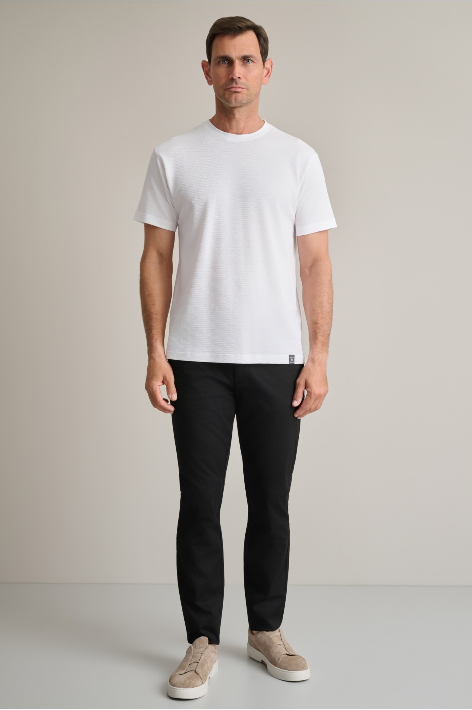 Colour-safe chinos trousers