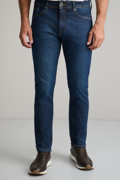 Regular rise ελαστικό jean παντελόνι με zip Regular rise ελαστικό jean παντελόνι με zip