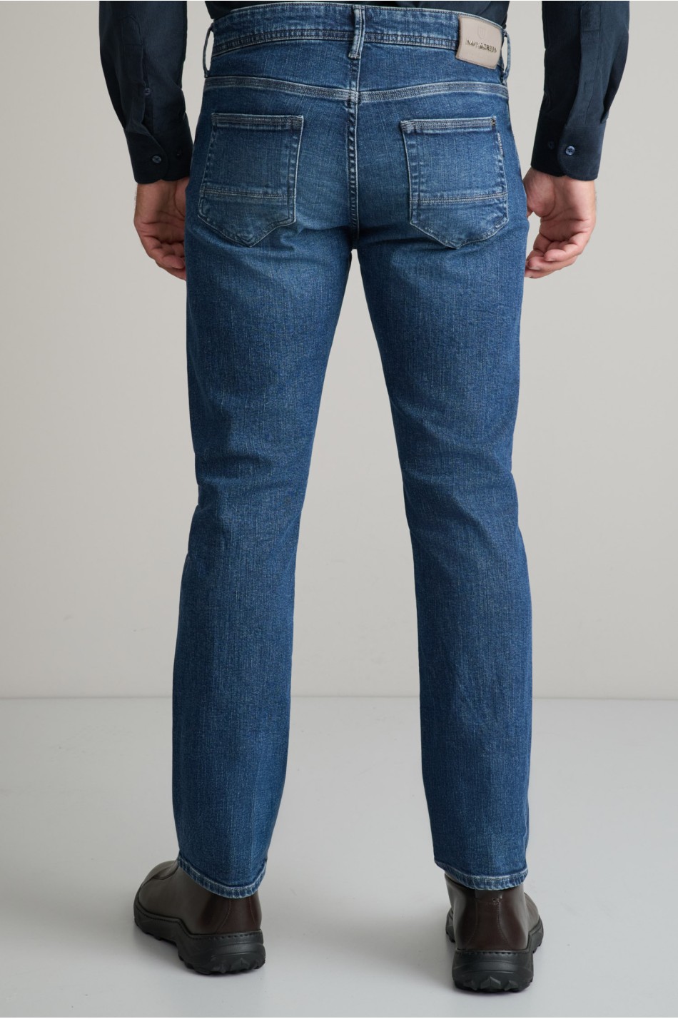 Regular rise ελαστικό jean παντελόνι με zip