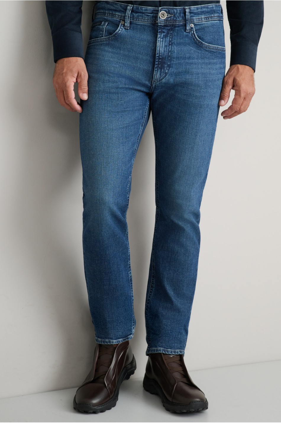 Regular rise ελαστικό jean παντελόνι με zip
