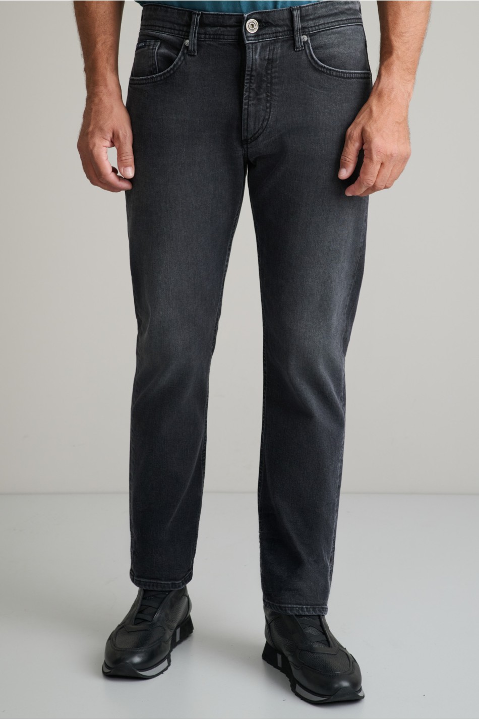 Regular rise ελαστικό jean παντελόνι με zip