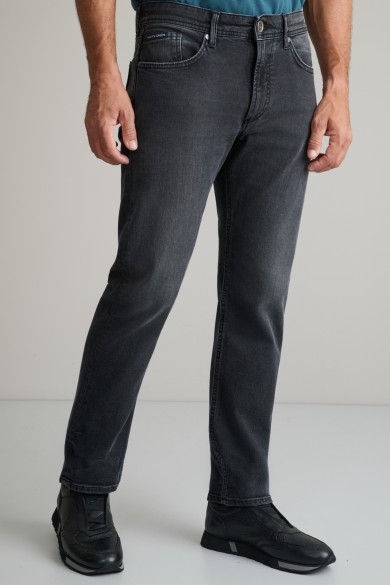 Regular rise ελαστικό jean παντελόνι με zip Regular rise ελαστικό jean παντελόνι με zip