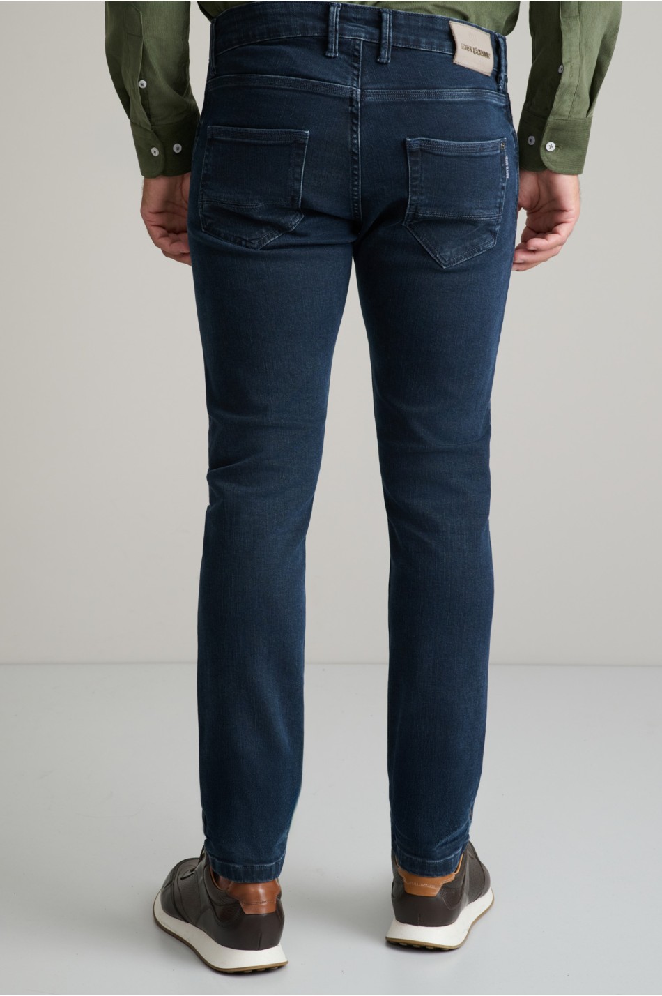 Low rise ελαστικό jean παντελόνι με zip
