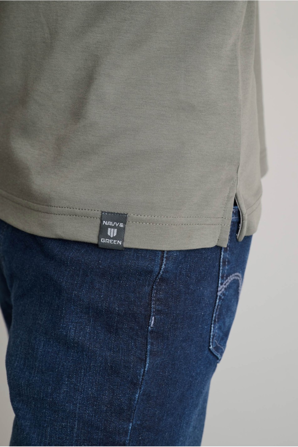 Interlock βαμβακερό t-shirt με λαιμόκοψη