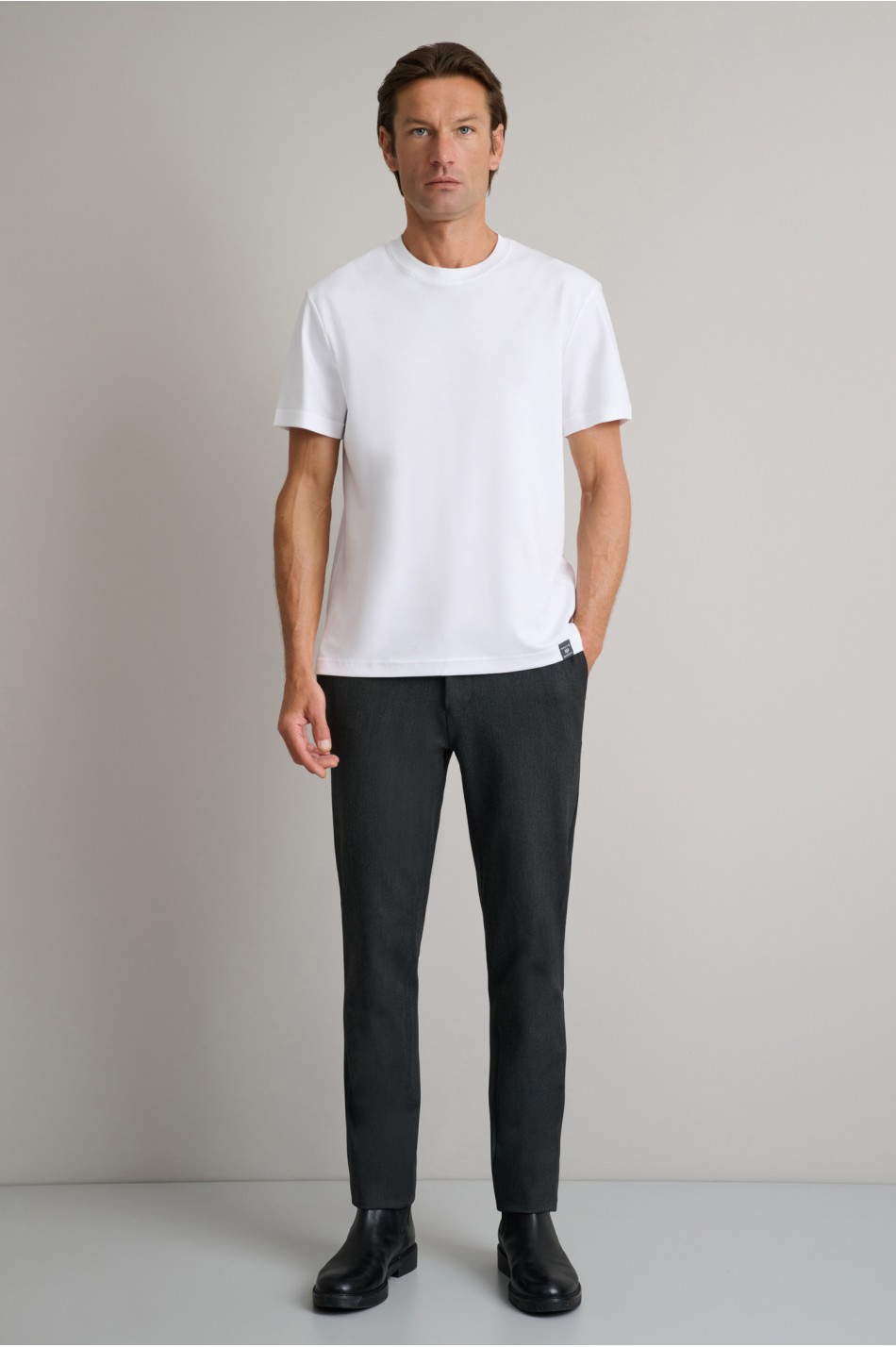 Interlock βαμβακερό t-shirt με λαιμόκοψη