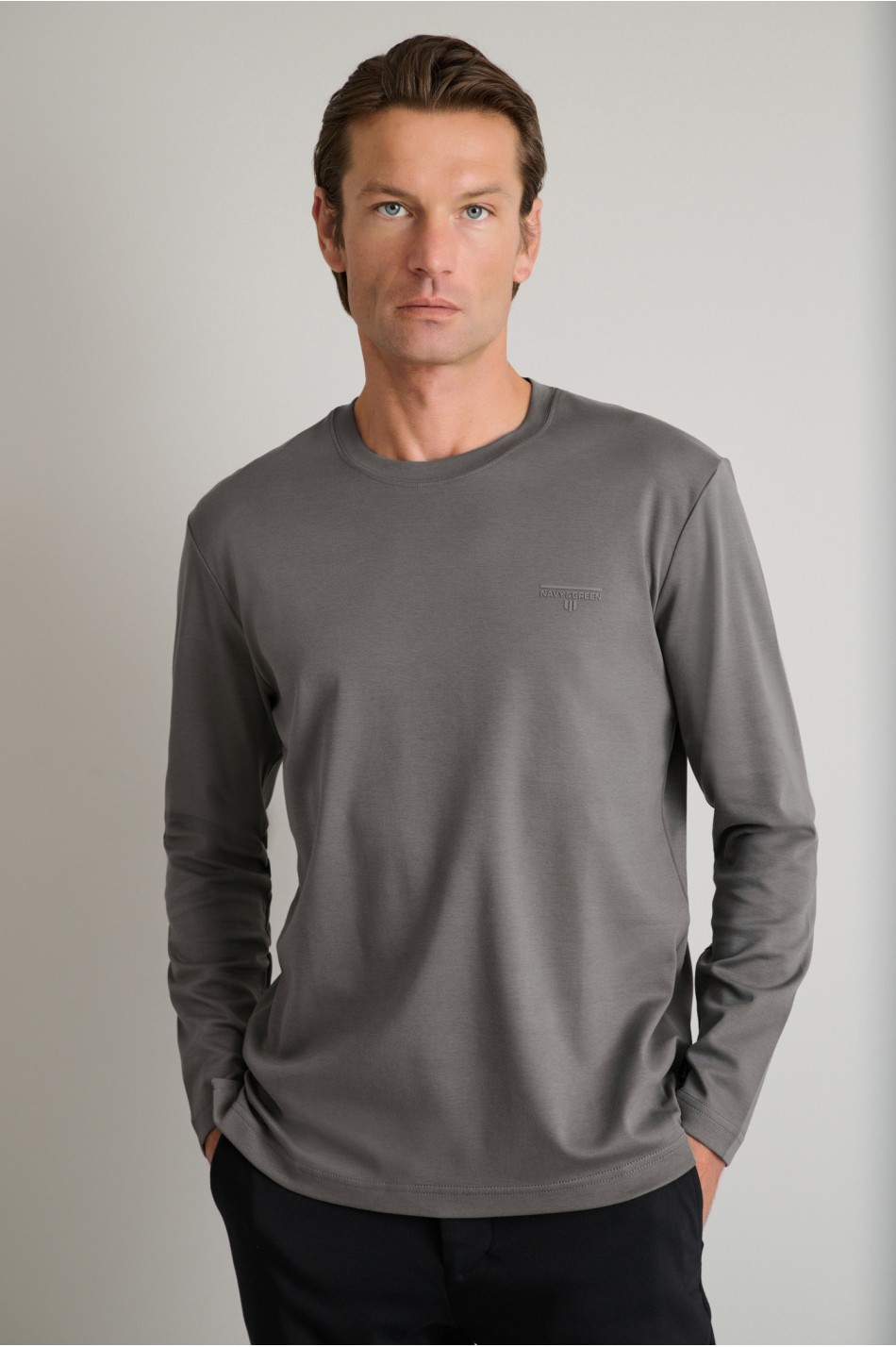 Interlock βαμβακερό t-shirt με λαιμόκοψη