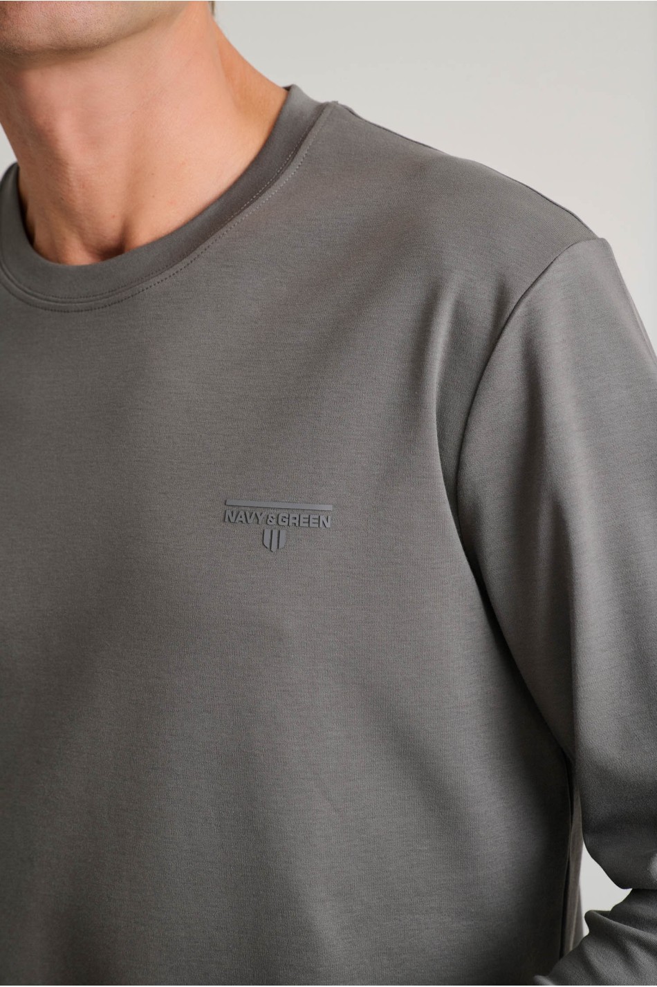 Interlock βαμβακερό t-shirt με λαιμόκοψη