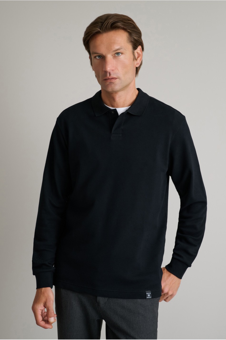 Jacquard μπλούζα polo με μακριά μανίκια και κρυφό κουμπί