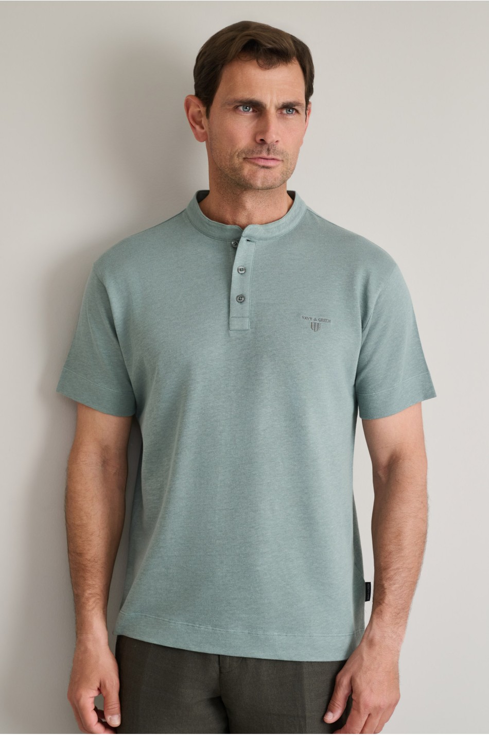 ΜΠΛΟΥΖΑ ΛΑΙΜΟΚΟΨΗ ΜΕ ΚΟΥΜΠΙ