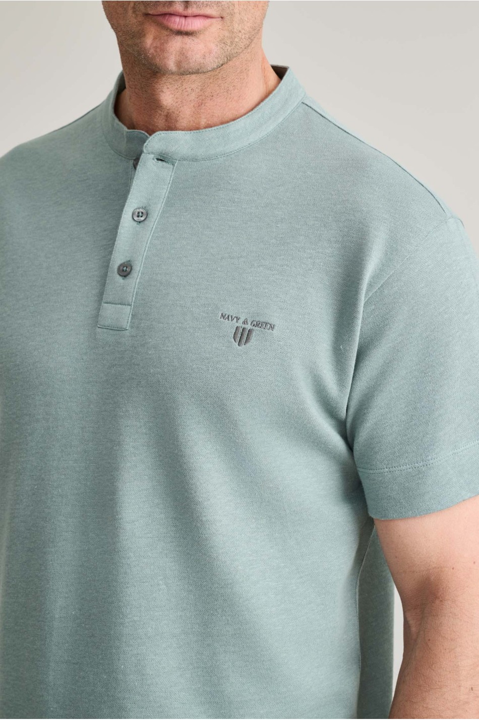 ΜΠΛΟΥΖΑ ΛΑΙΜΟΚΟΨΗ ΜΕ ΚΟΥΜΠΙ