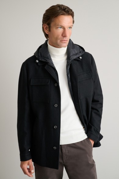 Υβριδικό overshirt jacket με αποσπώμενο τύπου γιλέκο Υβριδικό overshirt jacket με αποσπώμενο τύπου γιλέκο