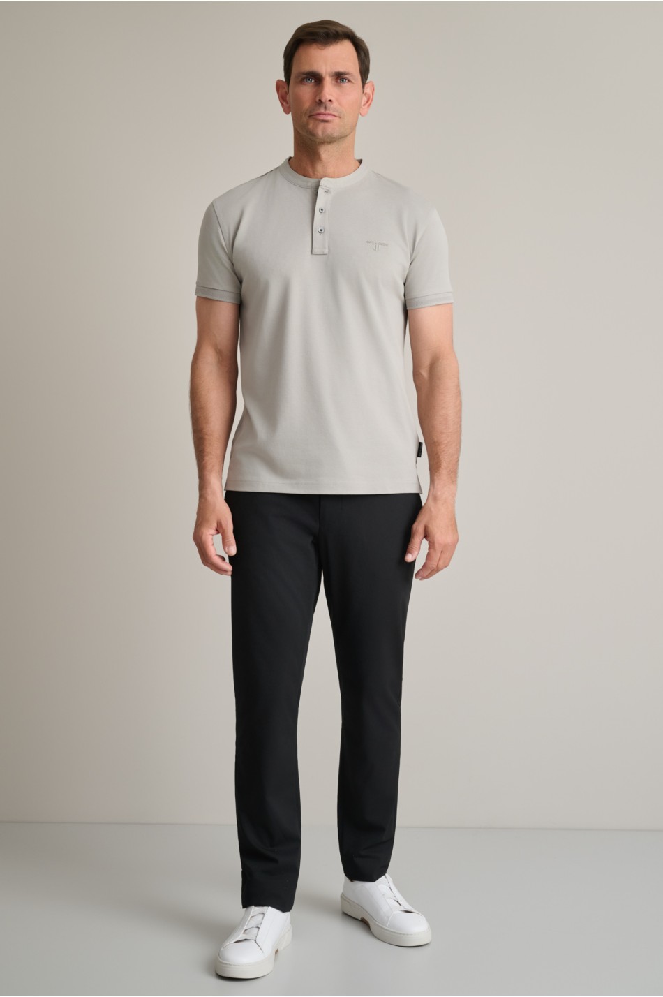 Linen chinos trousers with drawstring