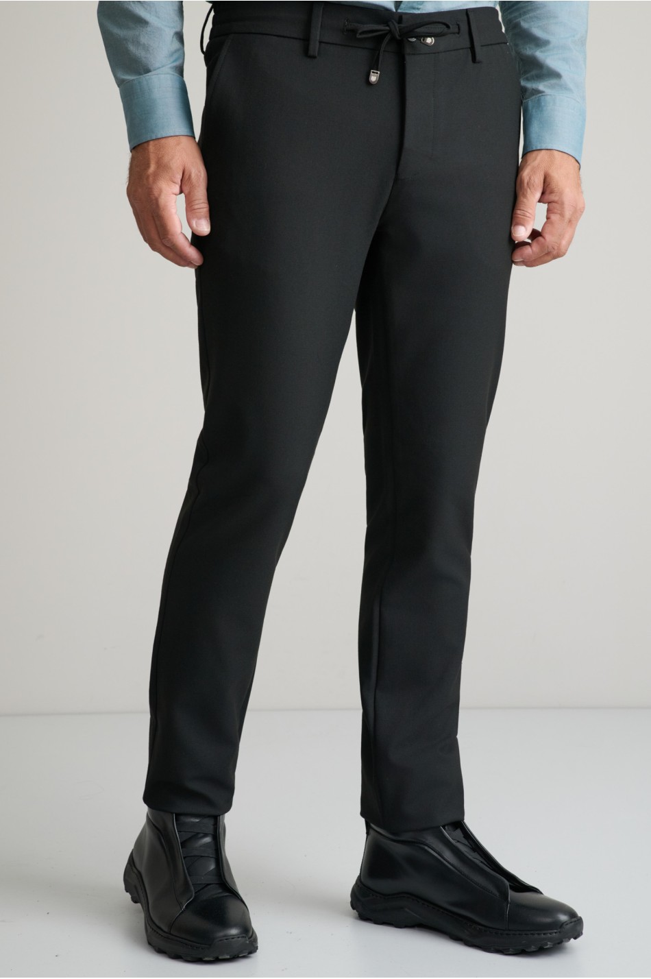 TROUSER JOGGER WITH ELASTIC , WITH CORD