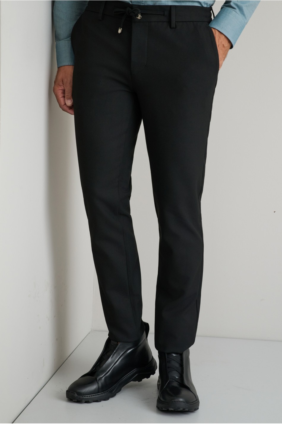TROUSER JOGGER WITH ELASTIC , WITH CORD