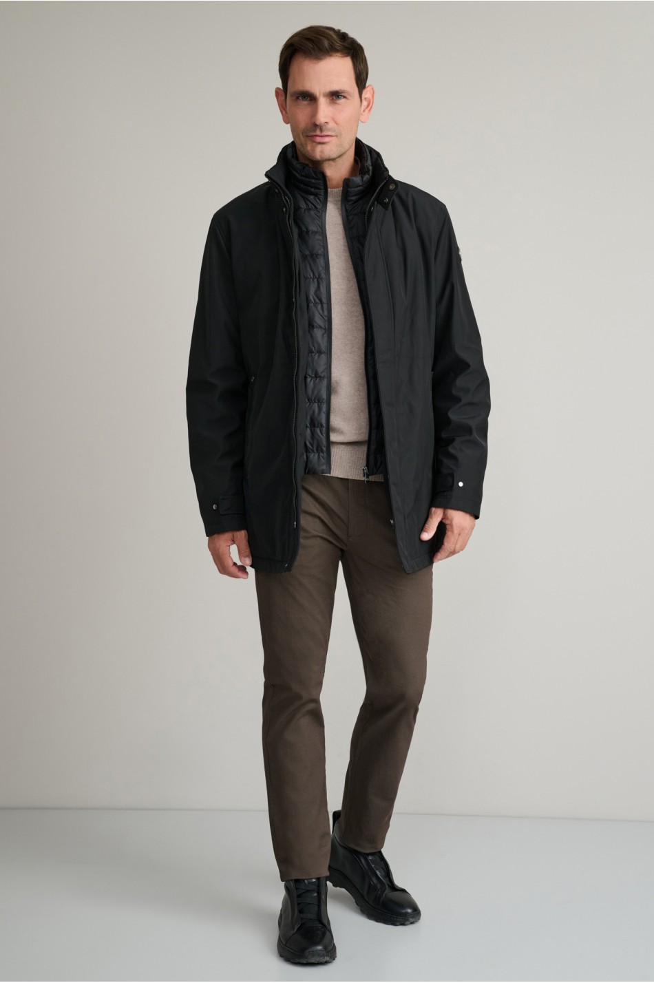 Υβριδικό jacket με αποσπώμενο γιλέκο και κρυφή κουκούλα