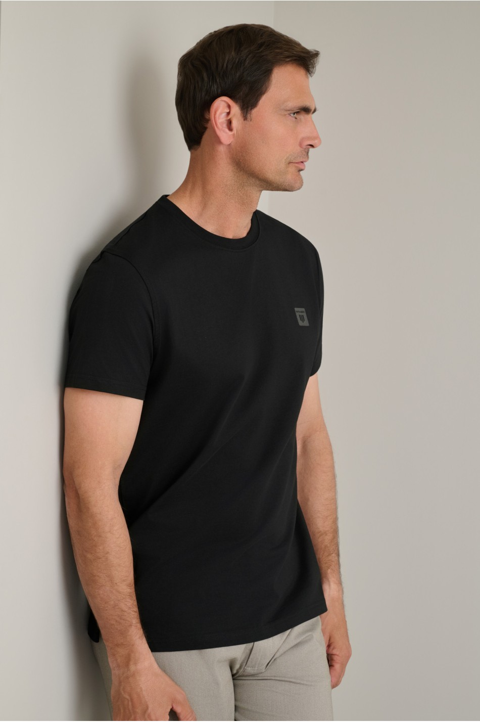 ΜΠΛΟΥΖΑ ΛΑΙΜΟΚΟΨΗ