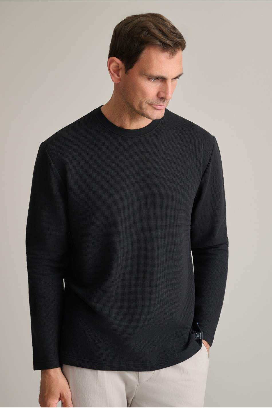 ΜΠΛΟΥΖΑΚΙ ΛΑΙΜΟΚΟΨΗ, ΜΑΚΡΥ ΜΑΝΙΚI