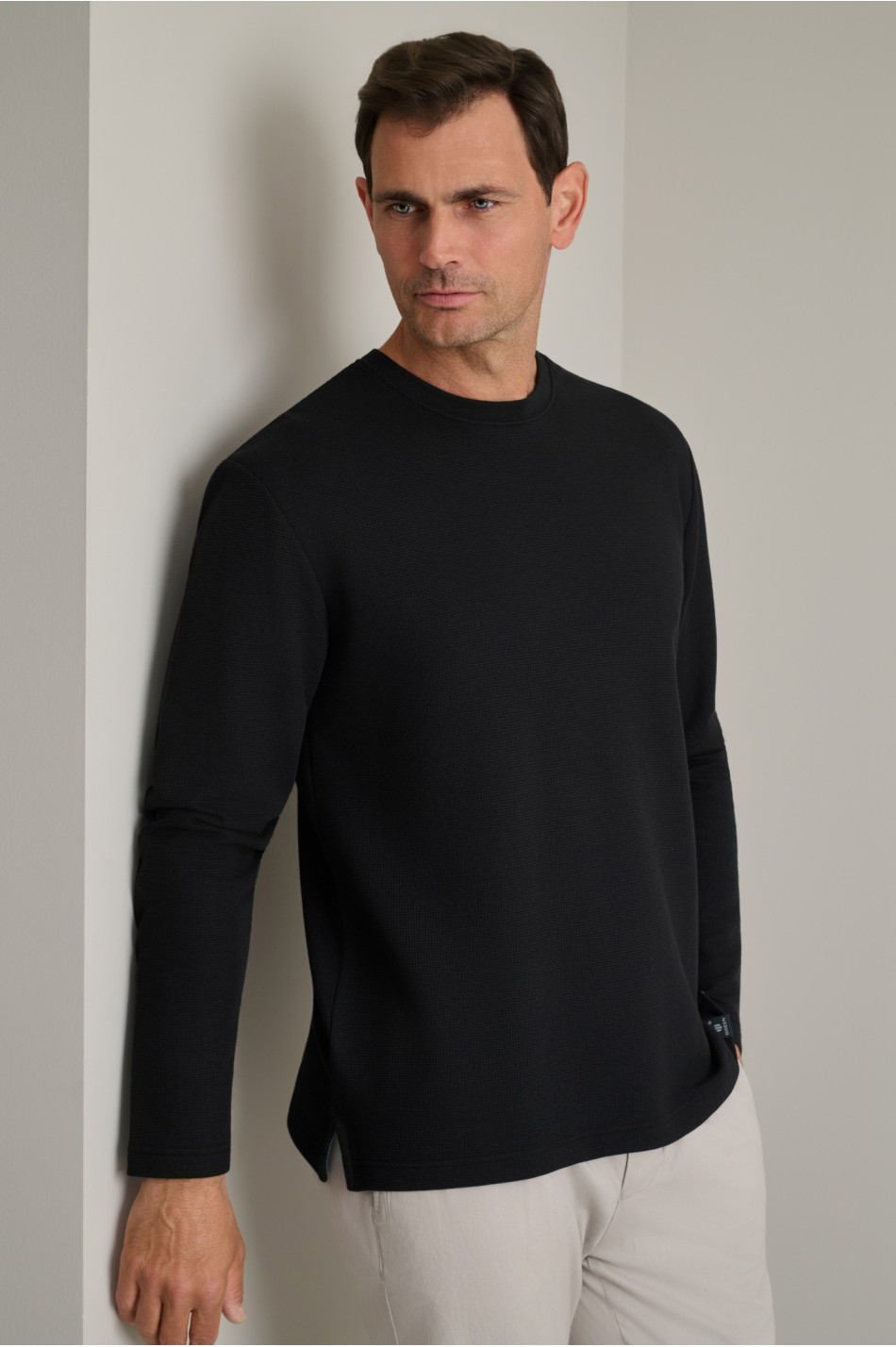 ΜΠΛΟΥΖΑΚΙ ΛΑΙΜΟΚΟΨΗ, ΜΑΚΡΥ ΜΑΝΙΚI