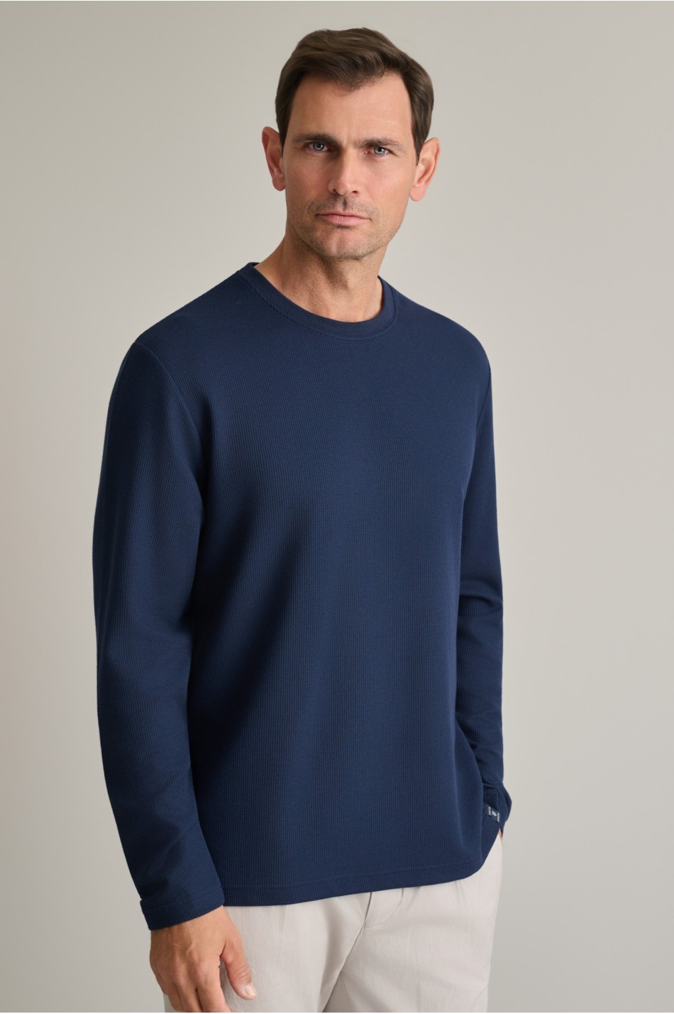 ΜΠΛΟΥΖΑΚΙ ΛΑΙΜΟΚΟΨΗ, ΜΑΚΡΥ ΜΑΝΙΚI