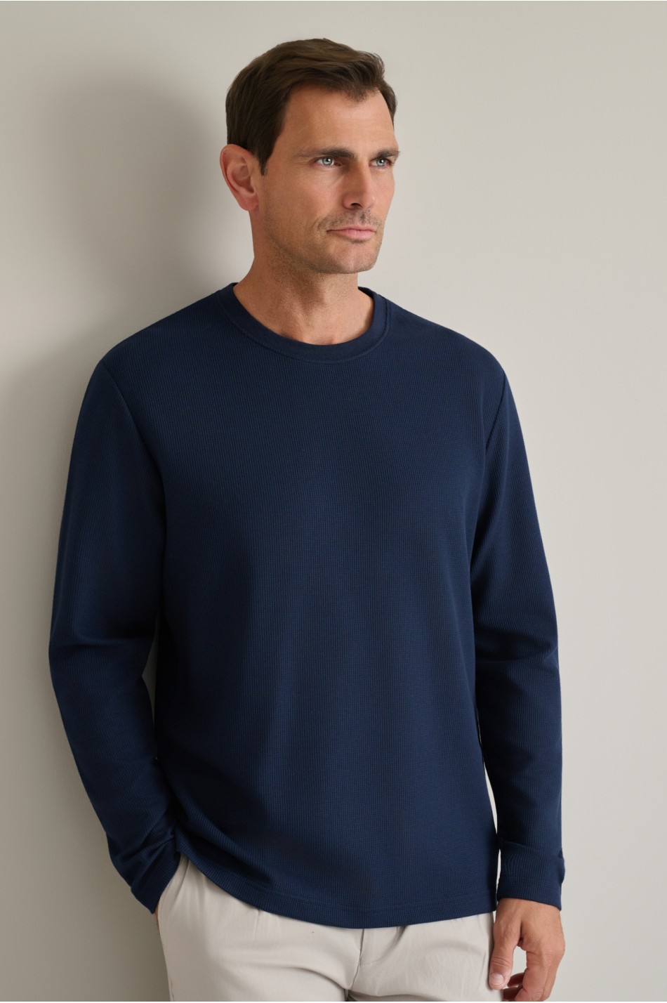 ΜΠΛΟΥΖΑΚΙ ΛΑΙΜΟΚΟΨΗ, ΜΑΚΡΥ ΜΑΝΙΚI