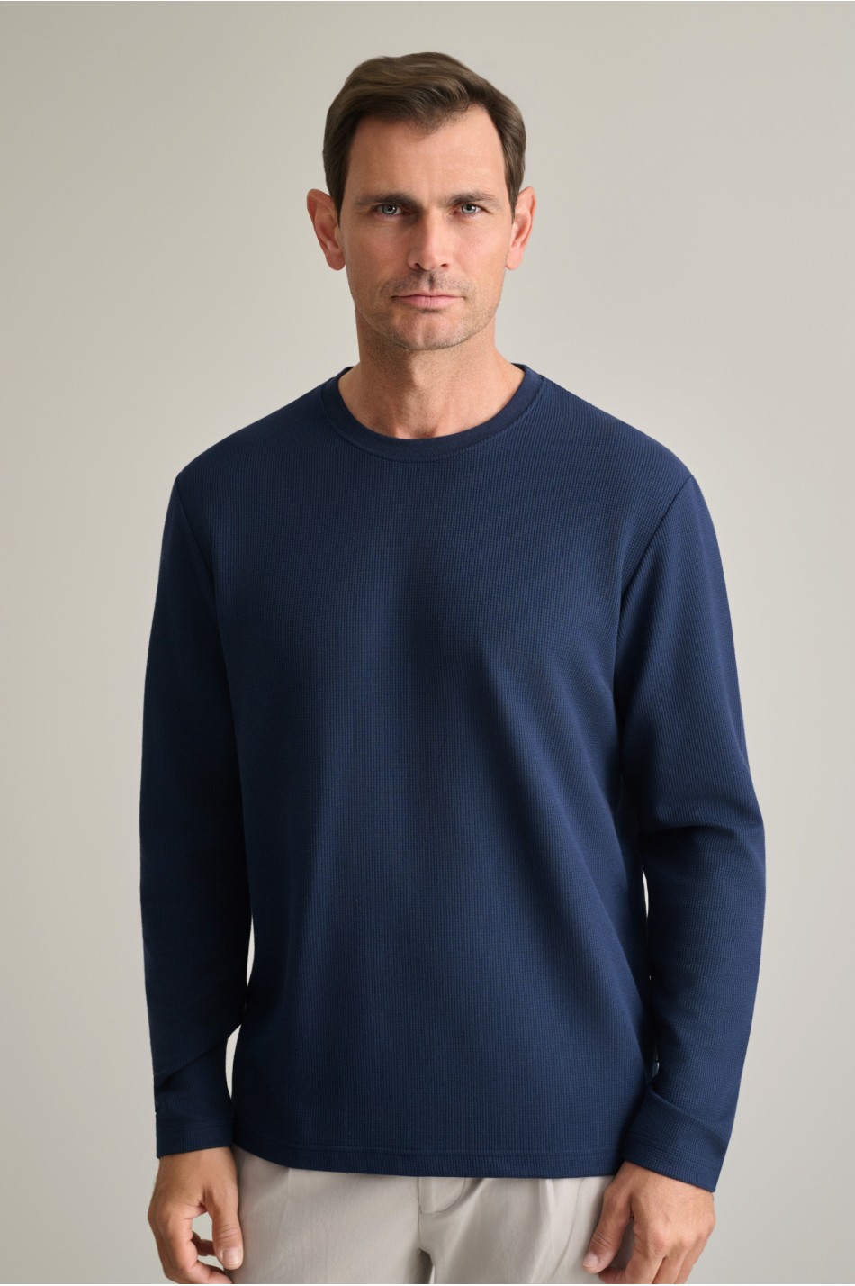 ΜΠΛΟΥΖΑΚΙ ΛΑΙΜΟΚΟΨΗ, ΜΑΚΡΥ ΜΑΝΙΚI