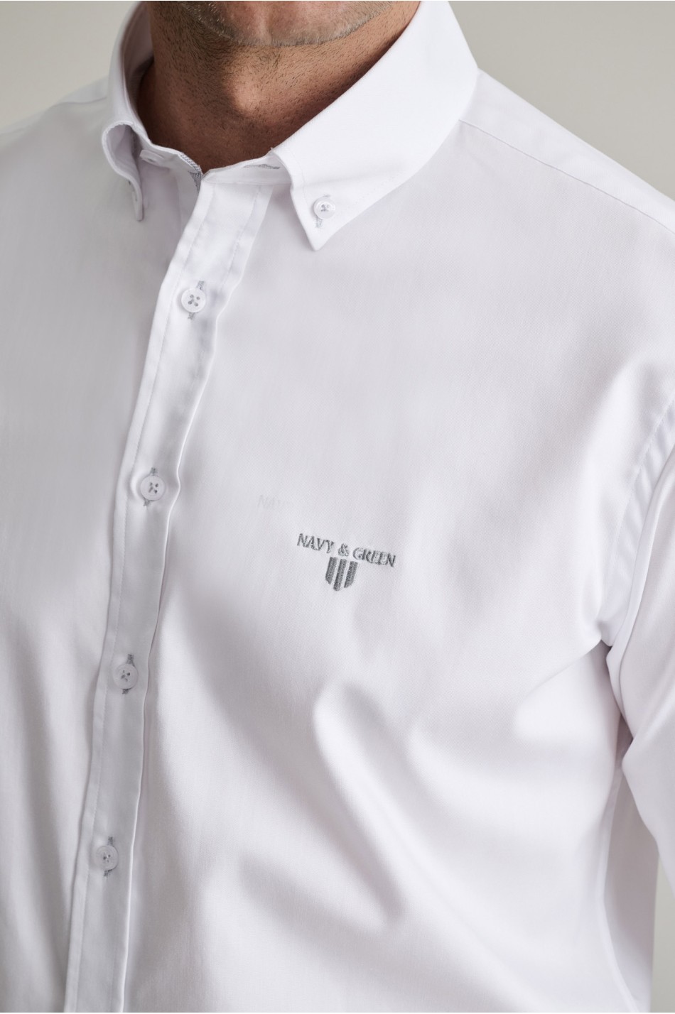 Wrinkle-free button-down pinpoint shirt