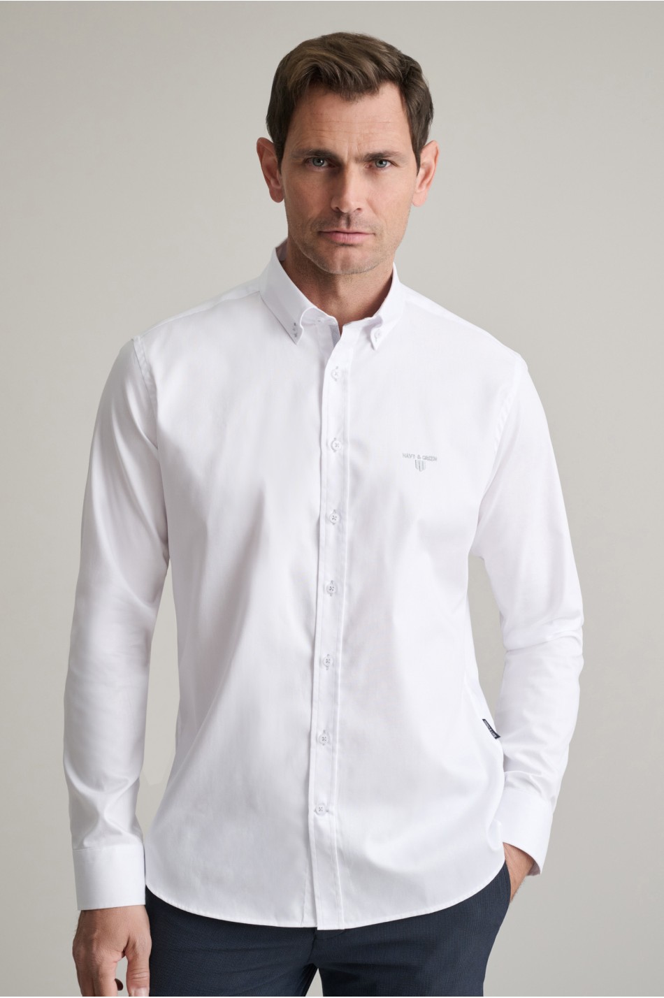 Wrinkle-free button-down pinpoint shirt