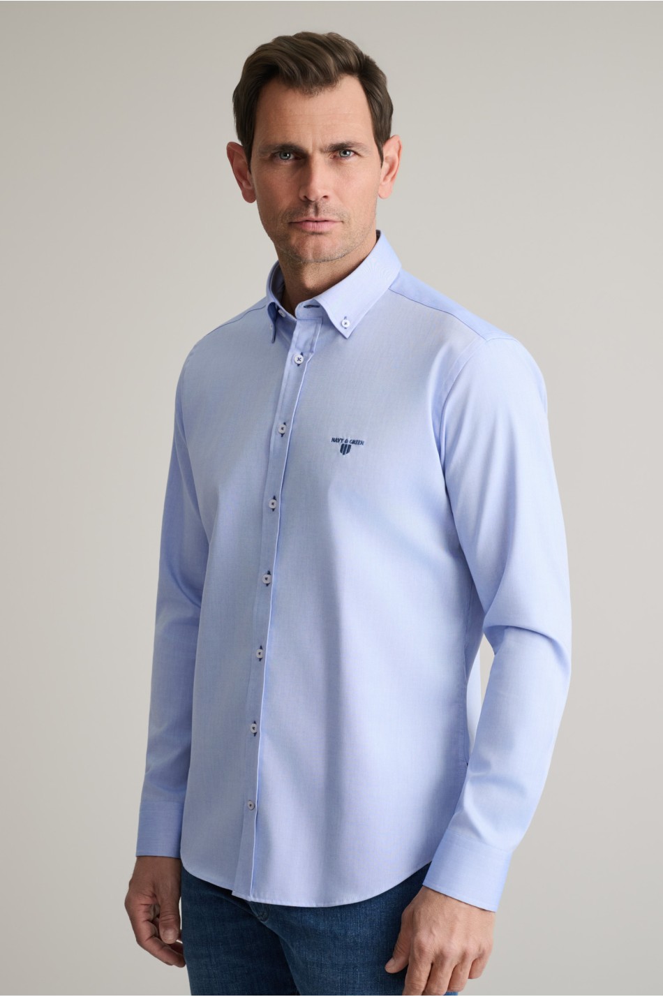 Wrinkle-free button-down pinpoint shirt