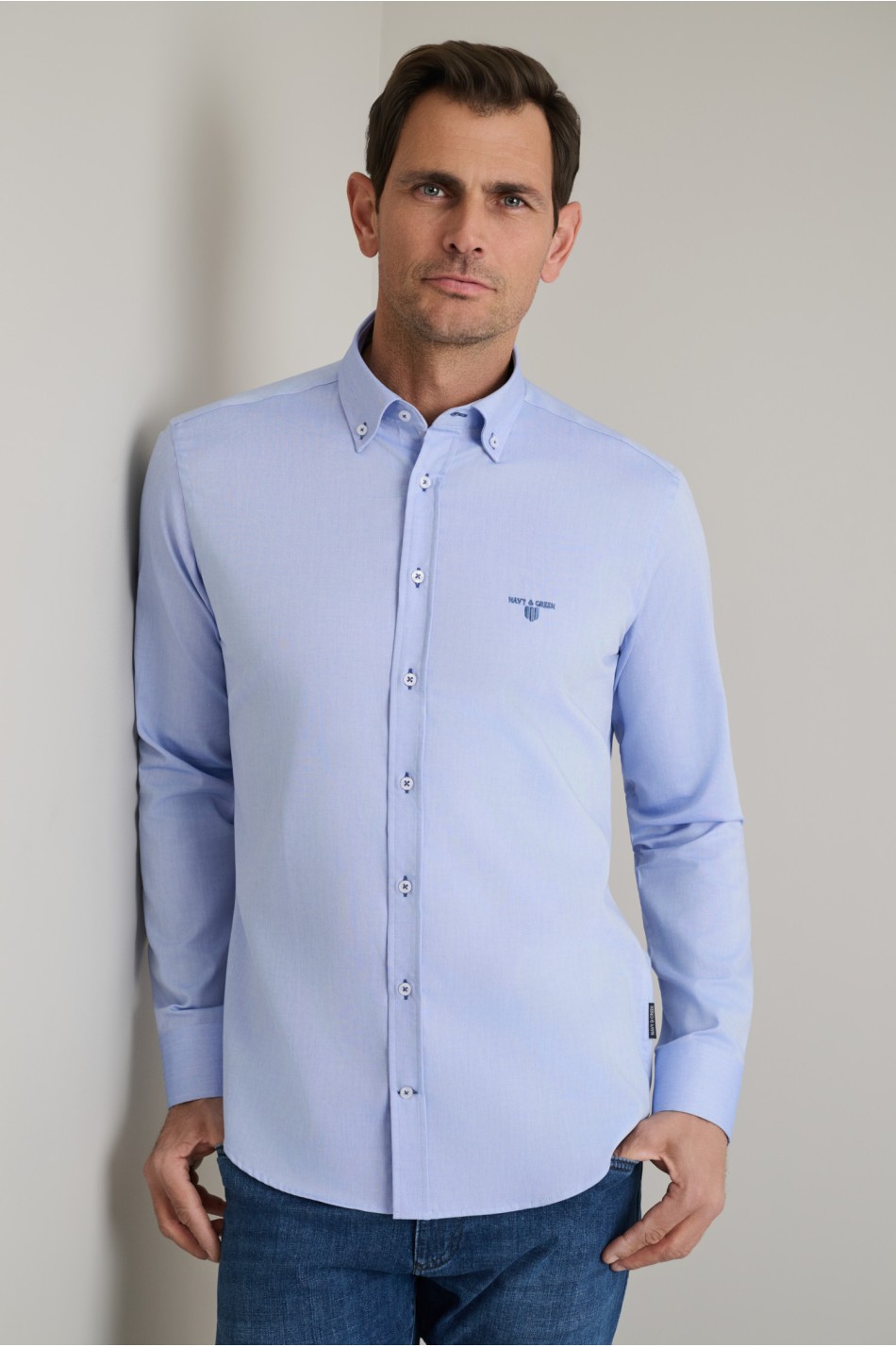 Wrinkle-free button-down pinpoint shirt