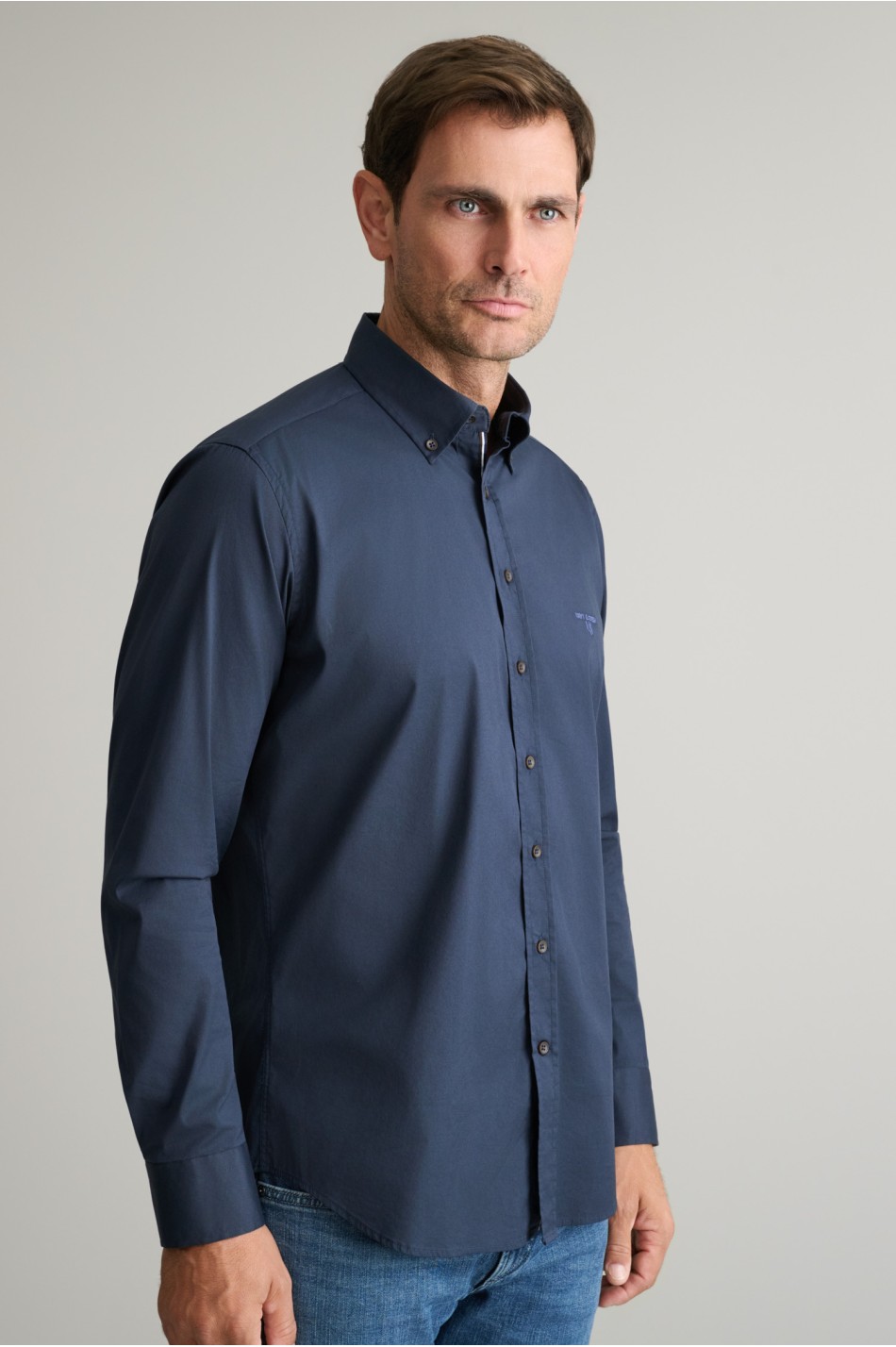 Ελαστικό button-down πουκάμισο ποπλίνα