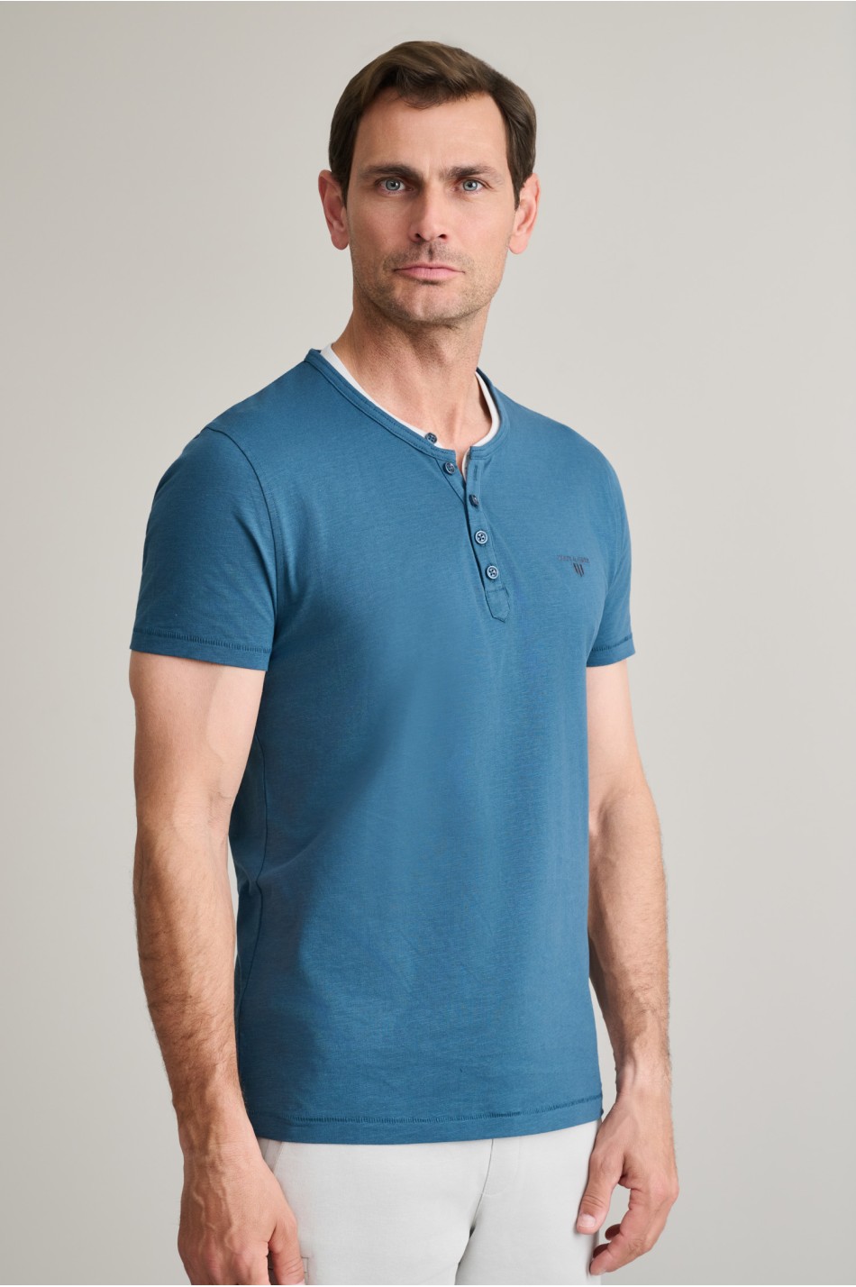 ΜΠΛΟΥΖΑ ΛΑΙΜΟΚΟΨΗ ΜΕ ΚΟΥΜΠΙΑ