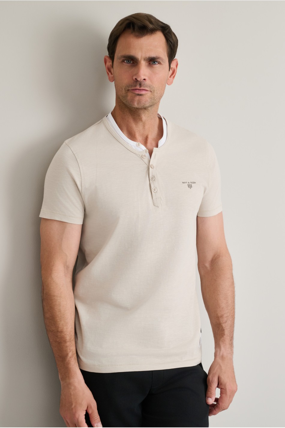 ΜΠΛΟΥΖΑ ΛΑΙΜΟΚΟΨΗ ΜΕ ΚΟΥΜΠΙΑ