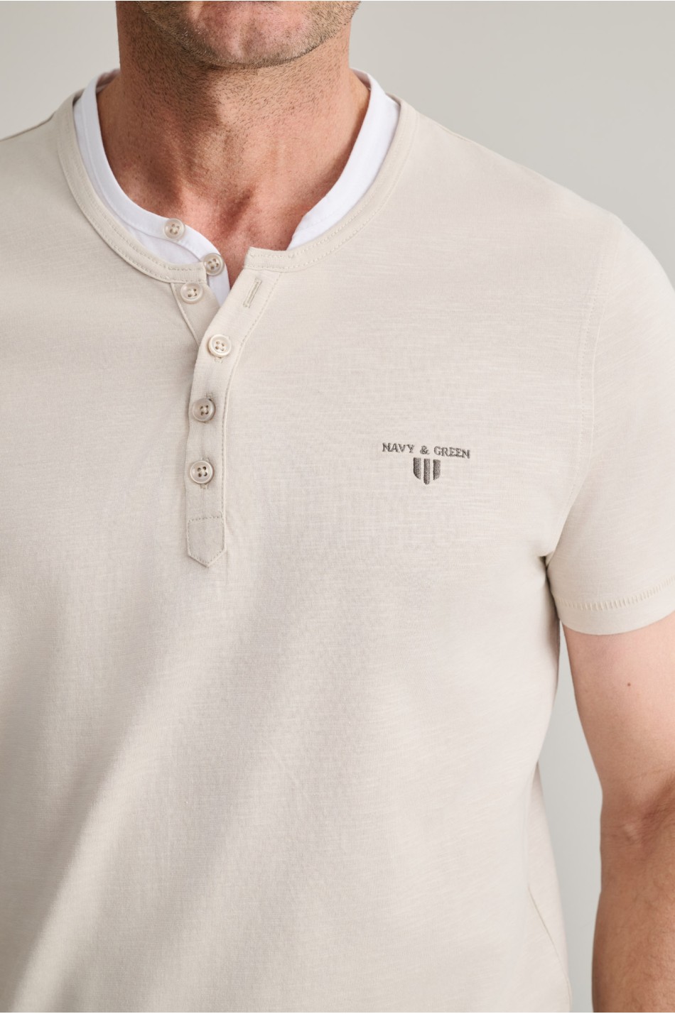 ΜΠΛΟΥΖΑ ΛΑΙΜΟΚΟΨΗ ΜΕ ΚΟΥΜΠΙΑ