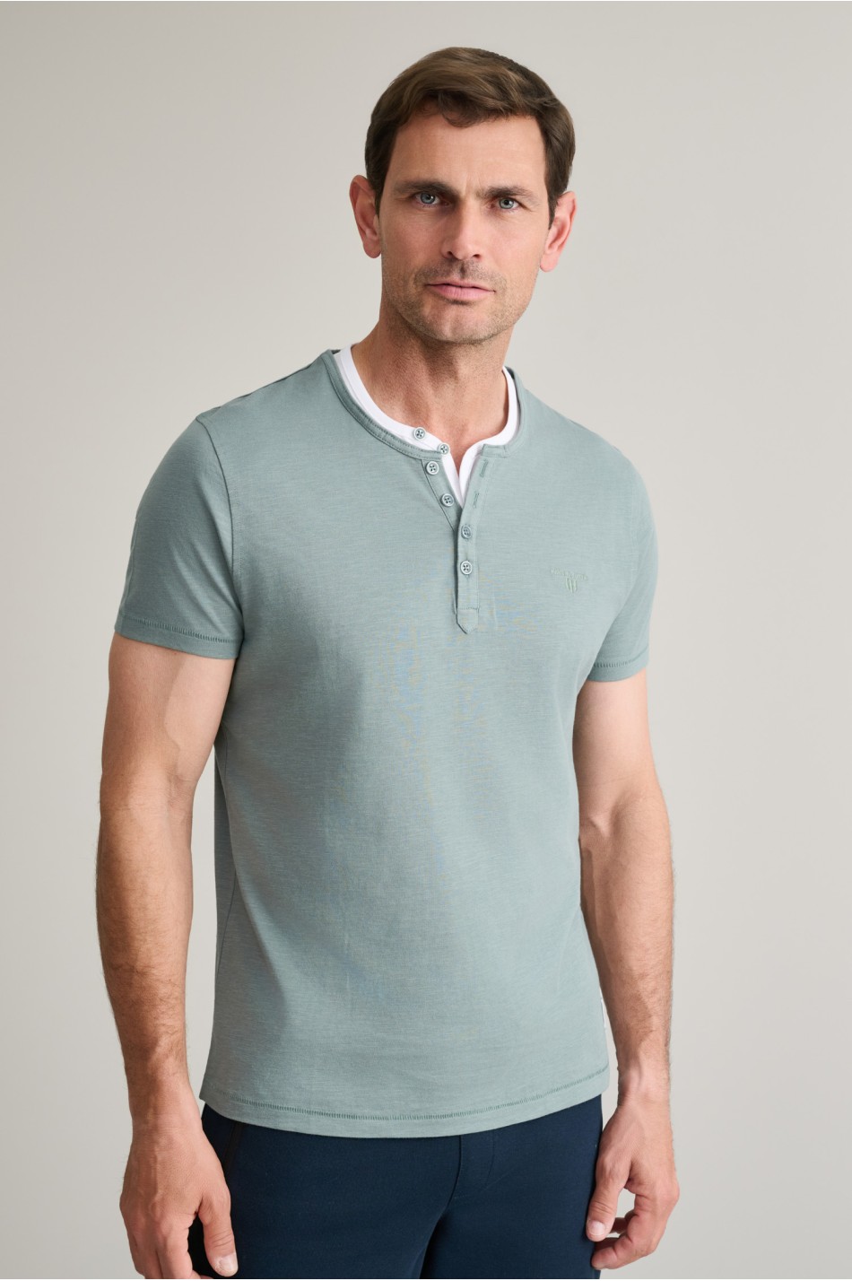 ΜΠΛΟΥΖΑ ΛΑΙΜΟΚΟΨΗ ΜΕ ΚΟΥΜΠΙΑ