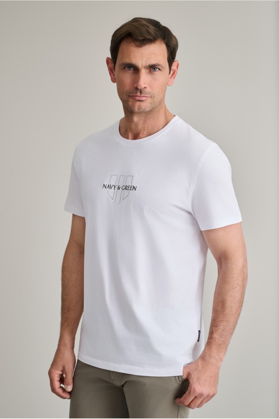 Βαμβακερό t-shirt με λαιμόκοψη & κέντημα