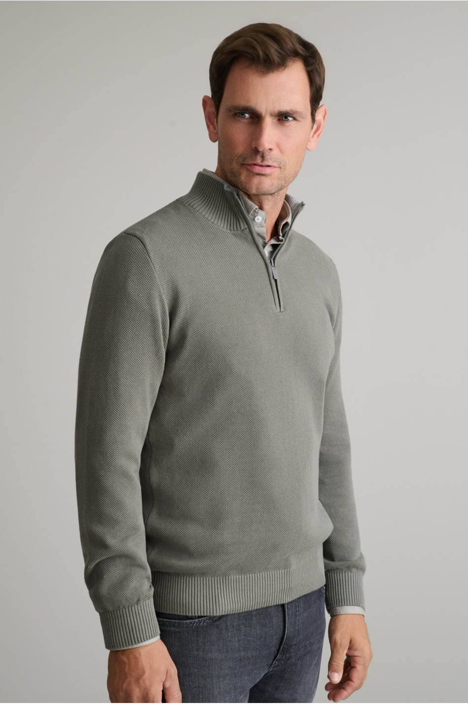 PULLOVER LUPETTO WITH ZIPPER AND CONTRAST INNER COLLAR