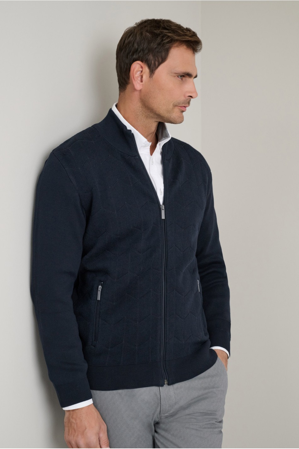 ΠΛΕΚΤΗ ΒΑΜΒΑΚΕΡΗ ΖΑΚΕΤΑ ΜΕ ΦΕΡΜΟΥΑΡ