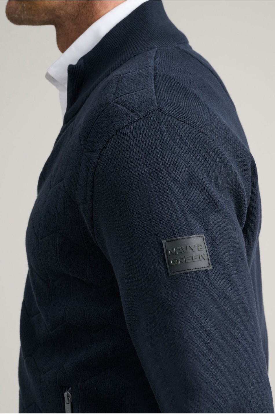 ΠΛΕΚΤΗ ΒΑΜΒΑΚΕΡΗ ΖΑΚΕΤΑ ΜΕ ΦΕΡΜΟΥΑΡ