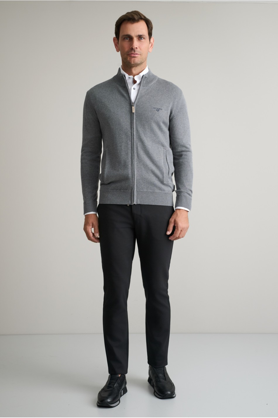CARDIGAN WITH ZIPPER