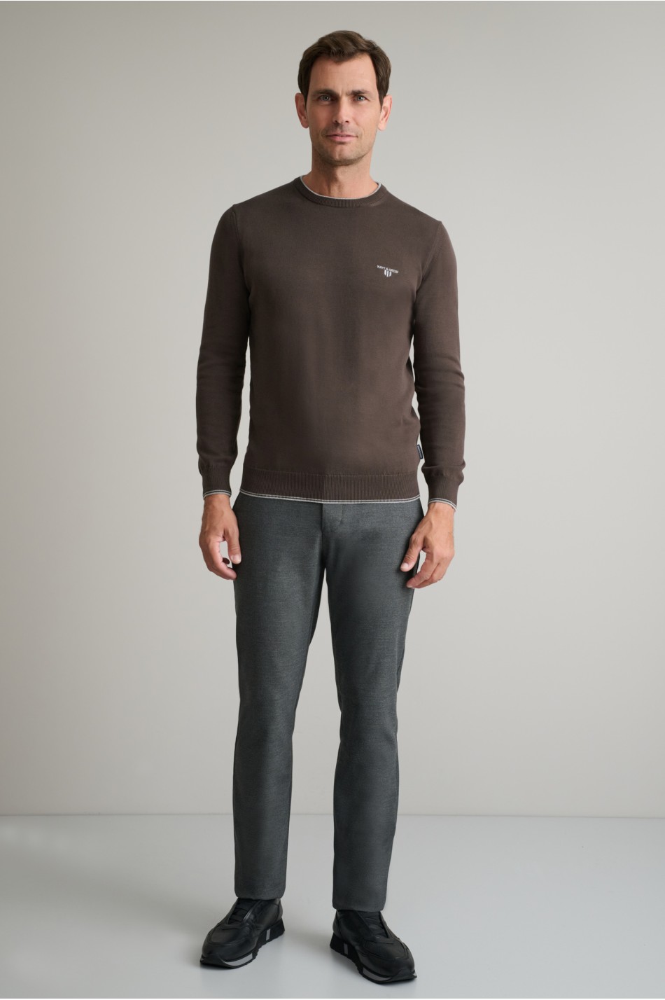 PULLOVER ROUND NECK