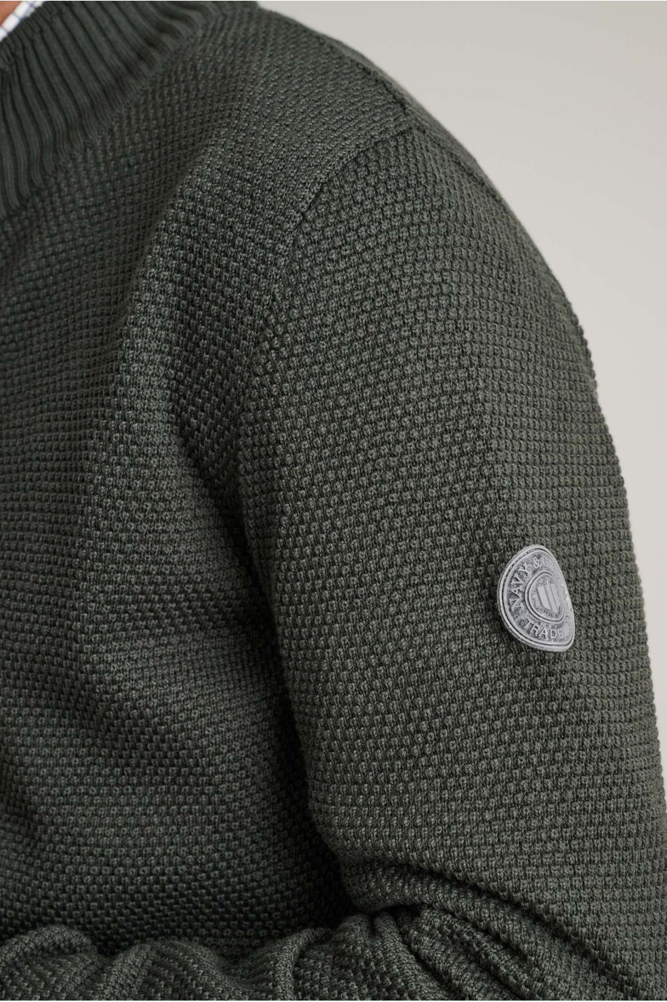 ΠΛΕΚΤΗ ΒΑΜΒΑΚΕΡΗ ΖΑΚΕΤΑ ΜΕ ΦΕΡΜΟΥΑΡ