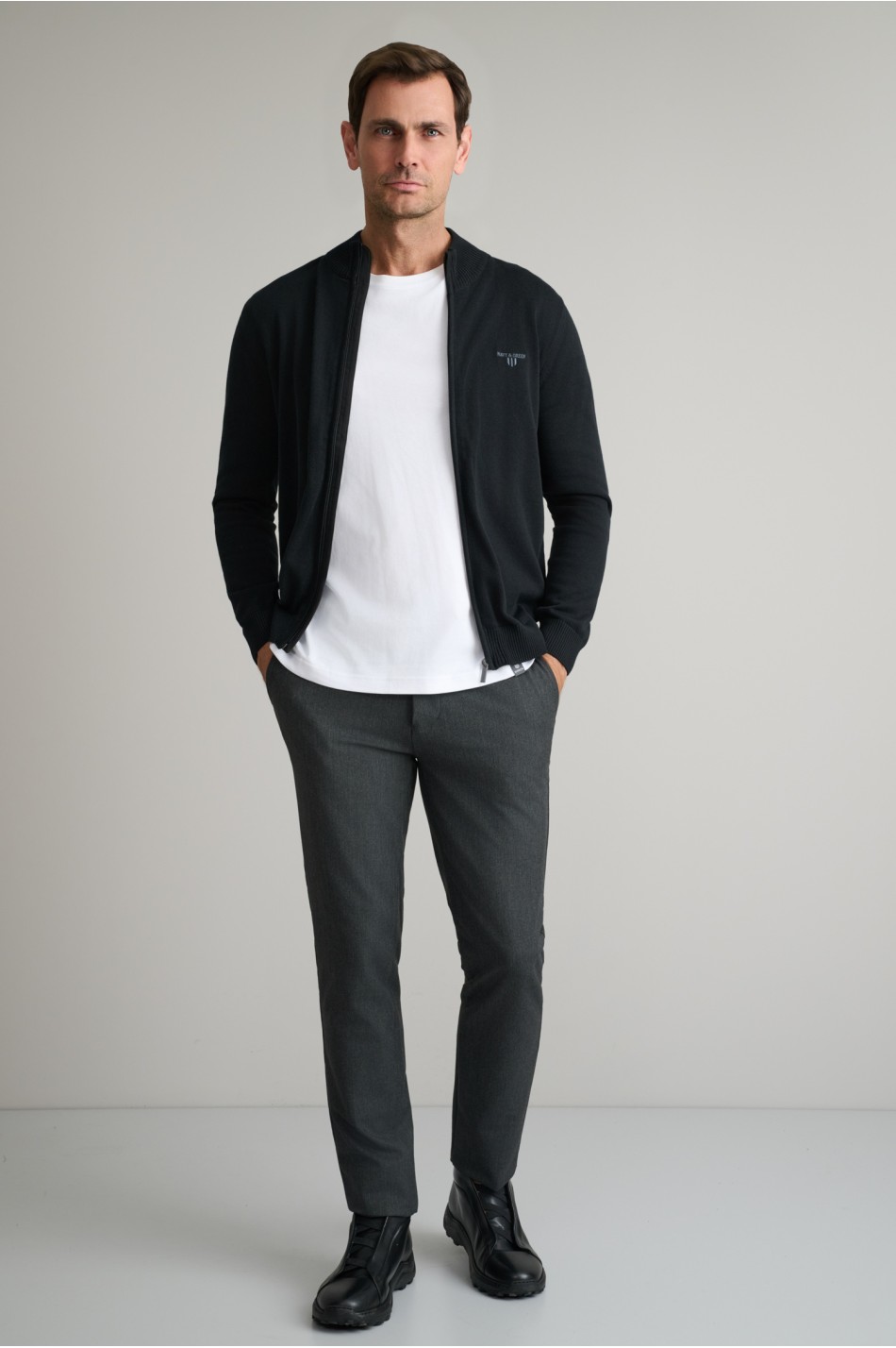 CARDIGAN WITH ZIPPER
